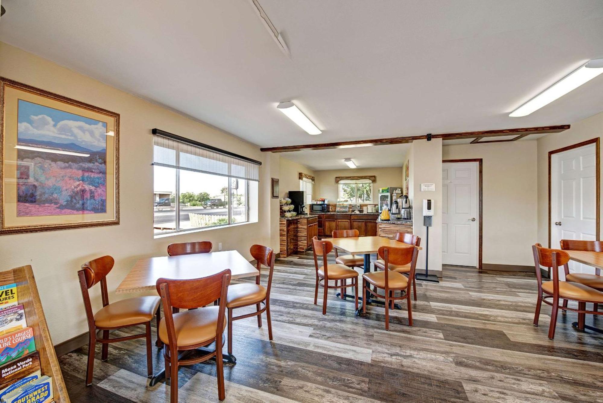 Quality Inn Near Mesa Verde Кортес Экстерьер фото