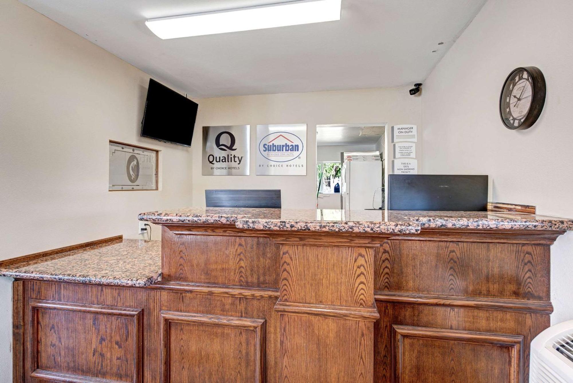 Quality Inn Near Mesa Verde Кортес Экстерьер фото